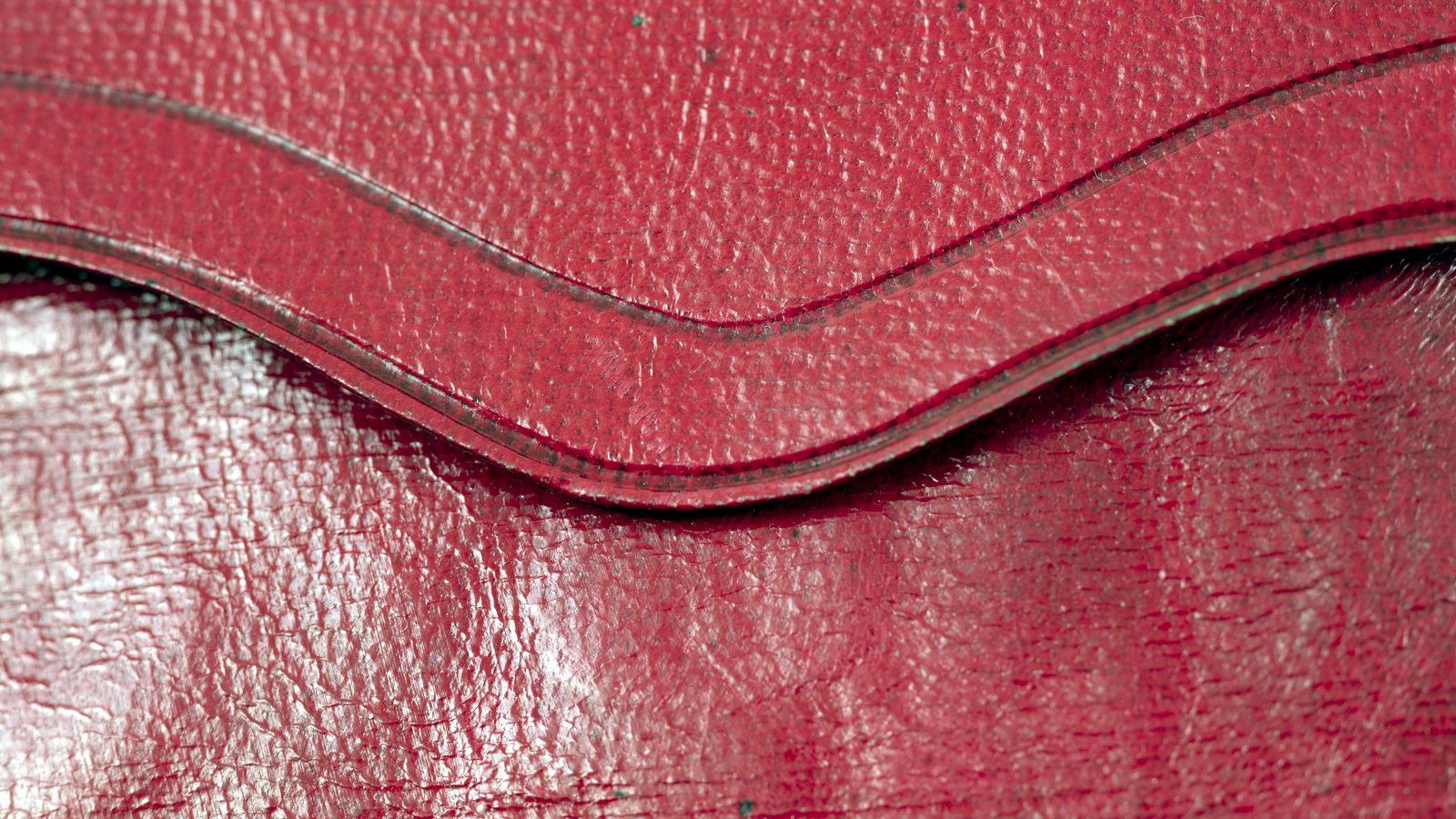Portants de vêtements dans une boutique